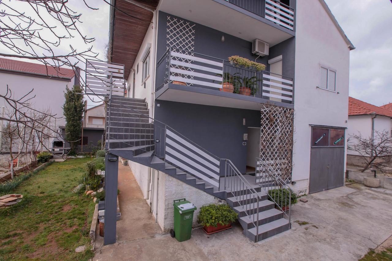 Apartment Sandra Zadar Exterior photo